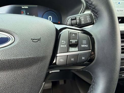 Used 2023 Ford Escape Platinum image 24