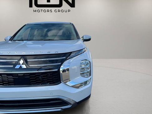 New 2026 Mitsubishi Outlander SE AWD/4WD image 9