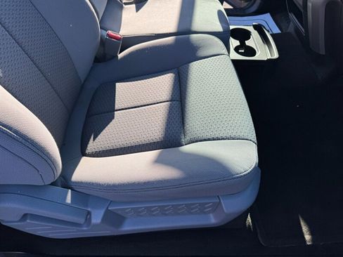 Used 2012 Ford F150 XLT w/ XLT Chrome Pkg image 40