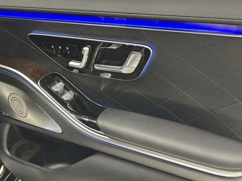 Used 2021 Mercedes-Benz S 500 4MATIC image 20