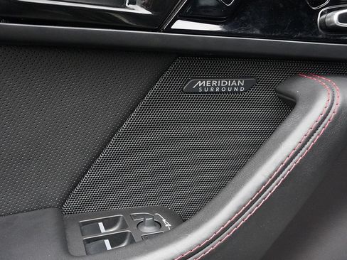 Used 2023 Jaguar F-TYPE R AWD/4WD image 36