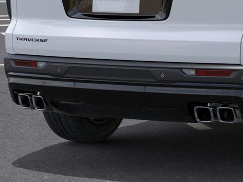 New 2026 Chevrolet Traverse LT w/ Midnight/Sport Edition FWD image 14