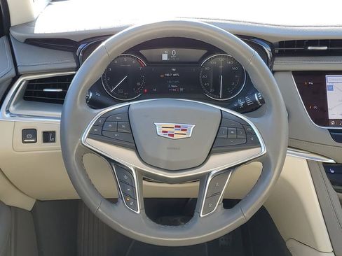 Used 2023 Cadillac XT5 Premium Luxury image 24