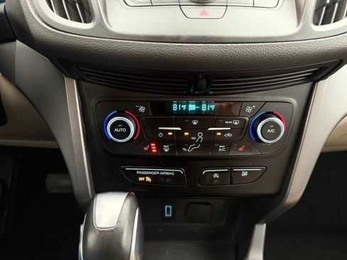 Used 2018 Ford Escape SEL AWD/4WD image 36