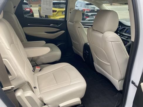 Certified 2023 Buick Enclave Essence AWD/4WD image 28
