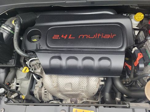 Used 2020 Jeep Renegade Sport w/ Sport Appearance Group AWD/4WD image 30