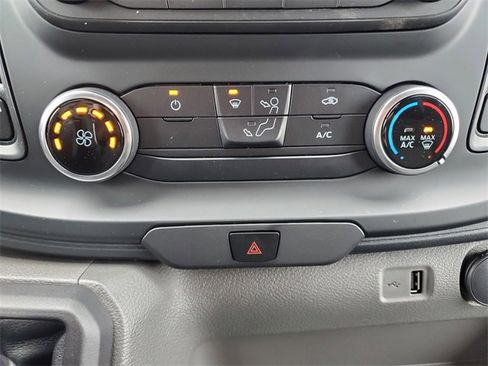 New 2025 Ford Transit 250 148 Medium Roof image 33