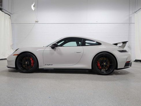 Used 2026 Porsche 911 Carrera GTS RWD image 2