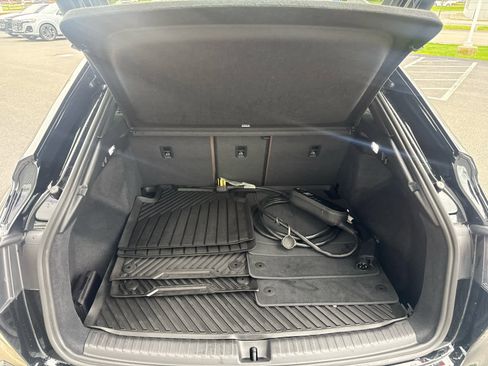 Certified 2022 Audi Q4 e-tron Prestige AWD/4WD image 22