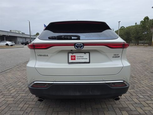 Certified 2021 Toyota Venza XLE w/ Softex Package image 10
