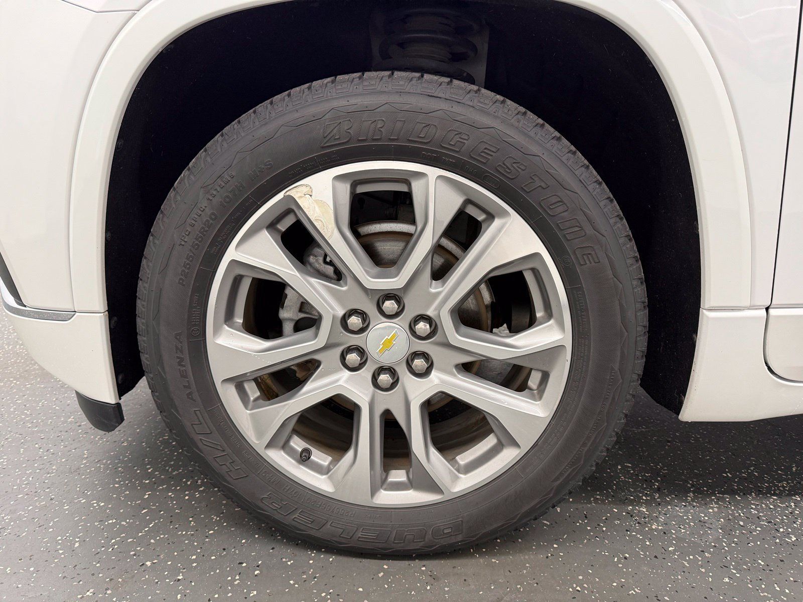 Used 2021 Chevrolet Traverse Premier AWD/4WD image 18