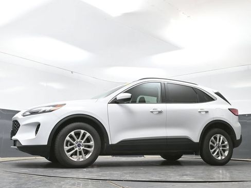 Used 2020 Ford Escape SE AWD/4WD image 29