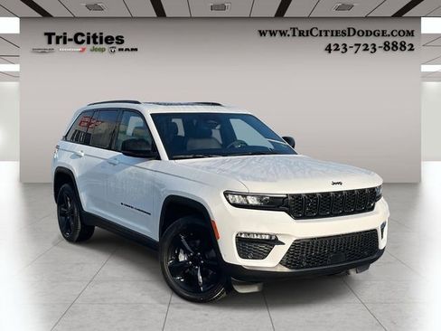 New 2025 Jeep Grand Cherokee Limited w/ Luxury Tech Group II AWD/4WD image 1