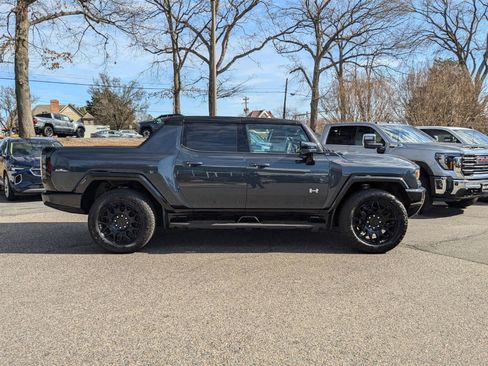 New 2025 GMC Hummer EV 2X image 2
