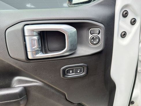 Used 2024 Jeep Wrangler Sport AWD/4WD image 13