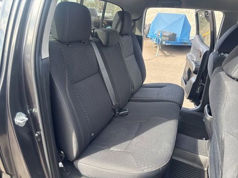 Used 2023 Toyota Tacoma Trail Edition w/ Trail Edition image 15