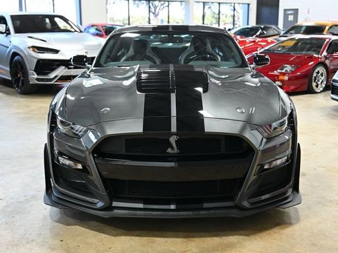 Used 2020 Ford Mustang Shelby GT500 w/ Carbon Fibre Track Pack image 3