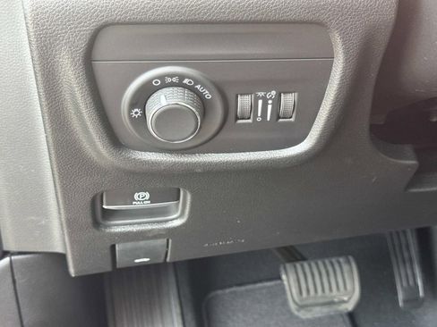 New 2026 Jeep Grand Cherokee Laredo X AWD/4WD image 27