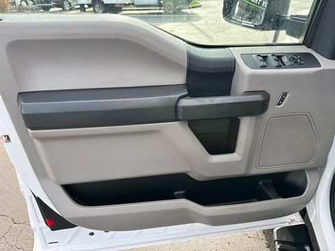 Used 2022 Ford F450 XL w/ Power Equipment Group image 10