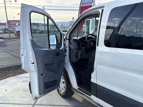 Used 2016 Ford Transit 350 XLT image 10