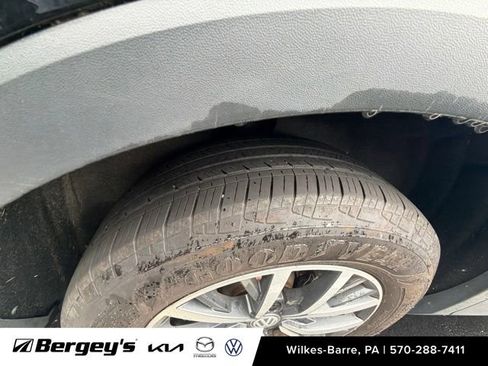 Used 2019 Volkswagen Tiguan SE w/ Panoramic Sunroof Package AWD/4WD image 20