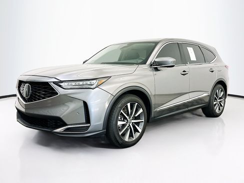 Used 2025 Acura MDX SH-AWD w/ Technology Package image 3