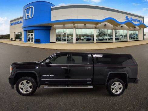 Used 2015 GMC Sierra 2500 Denali w/ Duramax Plus Package image 5