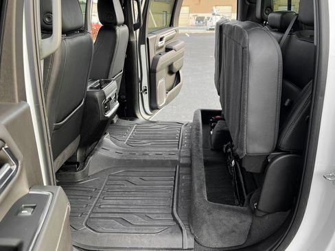 Used 2024 GMC Sierra 2500 Denali image 20