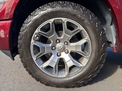 Used 2018 RAM 1500 Limited image 9