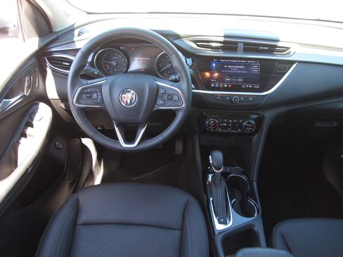 Used 2023 Buick Encore GX Essence w/ Experience Buick Package image 18