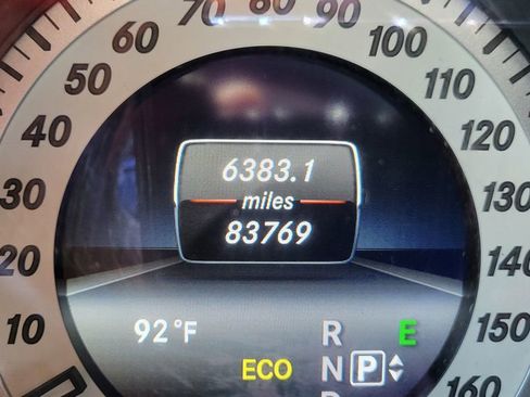 Used 2014 Mercedes-Benz E 350 Sedan image 30