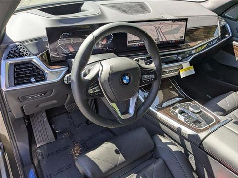 Used 2026 BMW X5 xDrive40i image 3