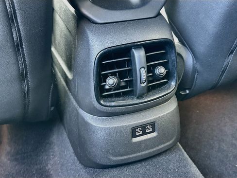 Used 2024 MINI Cooper Countryman S w/ Premium Package FWD image 26