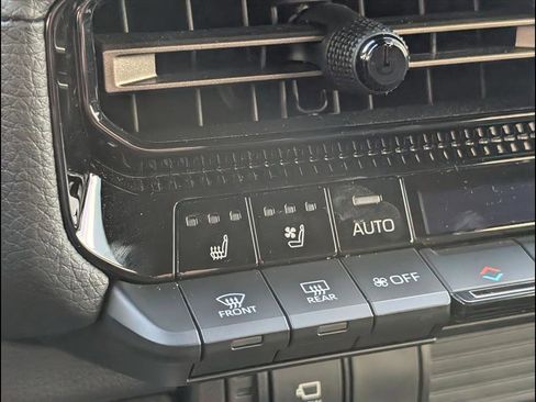 Used 2024 Toyota Land Cruiser image 16