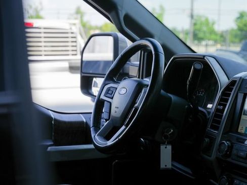 Used 2018 Ford F350 Lariat w/ Chrome Package AWD/4WD image 33