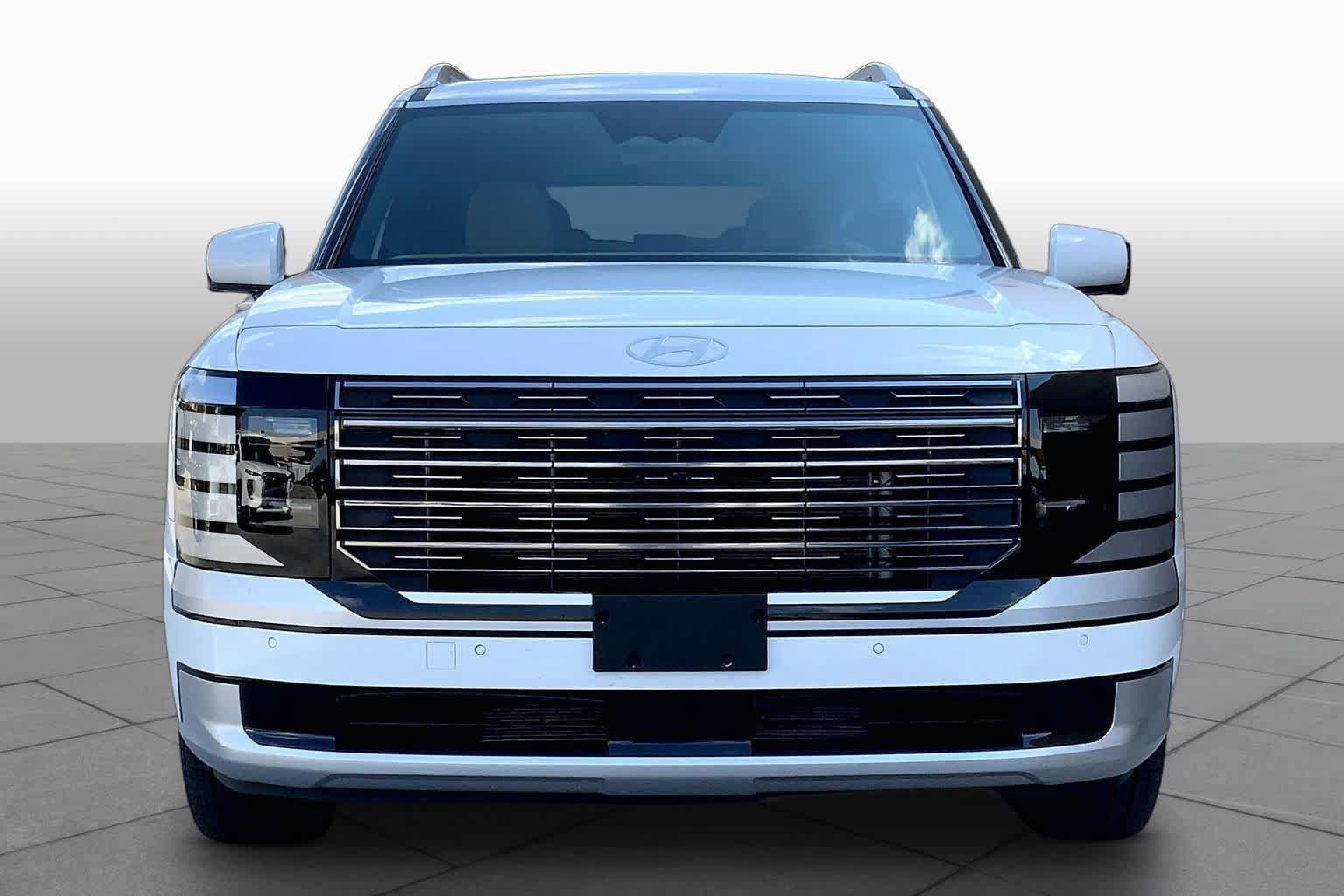 Certified 2026 Hyundai Palisade Calligraphy AWD/4WD image 4