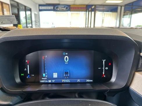 Certified 2026 Ford Maverick Lariat w/ 4K Tow Package AWD/4WD image 5