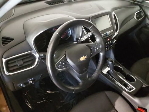 Used 2018 Chevrolet Equinox LT FWD image 10