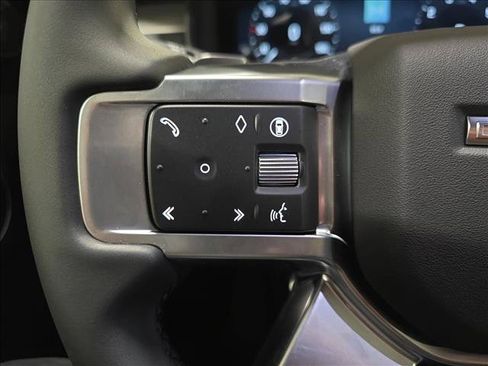 New 2026 Land Rover Discovery Limited Edition AWD/4WD image 19