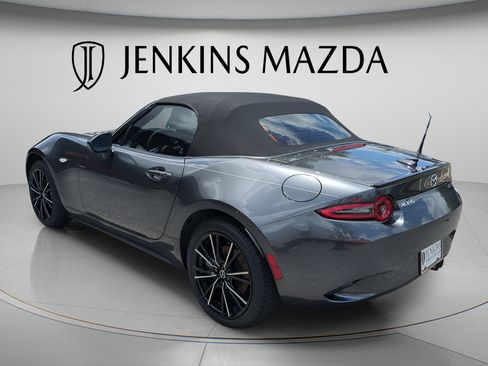 New 2026 MAZDA MX-5 Miata Grand Touring RWD image 6