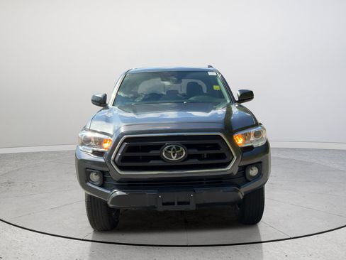 Used 2021 Toyota Tacoma SR5 RWD image 14
