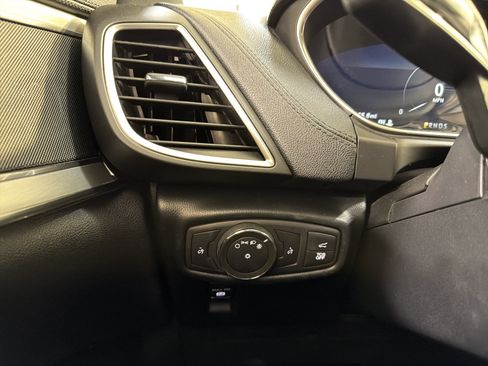 Used 2020 Lincoln Nautilus FWD image 20