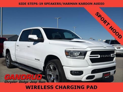 Used 2023 RAM 1500 Laramie AWD/4WD image 1