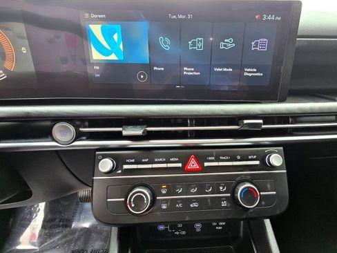 Used 2025 Hyundai Tucson SE image 11