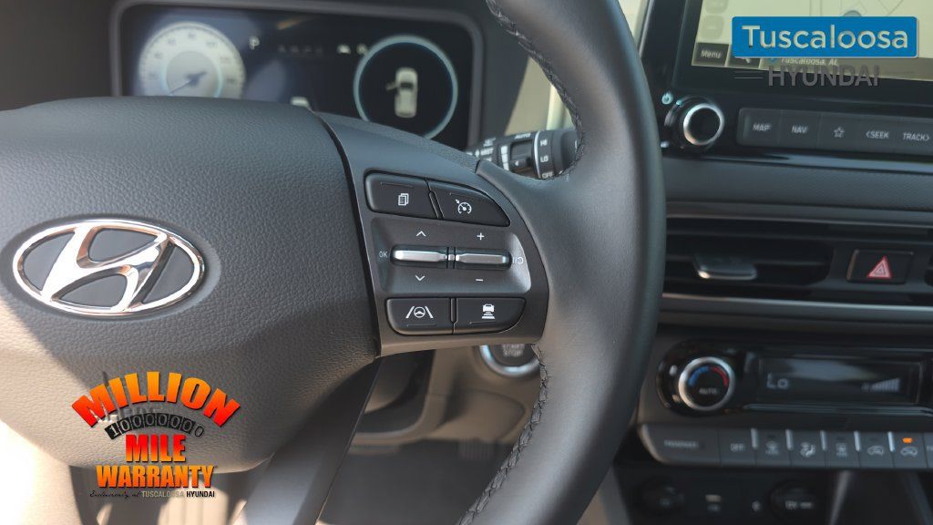 Used 2023 Hyundai Kona Limited AWD/4WD image 18