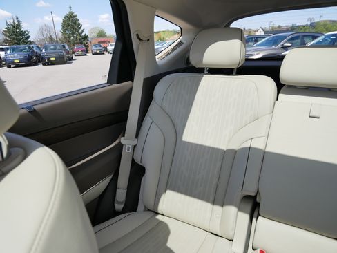 Used 2023 Genesis GV80 2.5T w/ Advanced Package AWD/4WD image 12