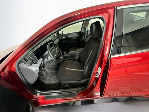 Used 2025 Hyundai Sonata SEL image 13