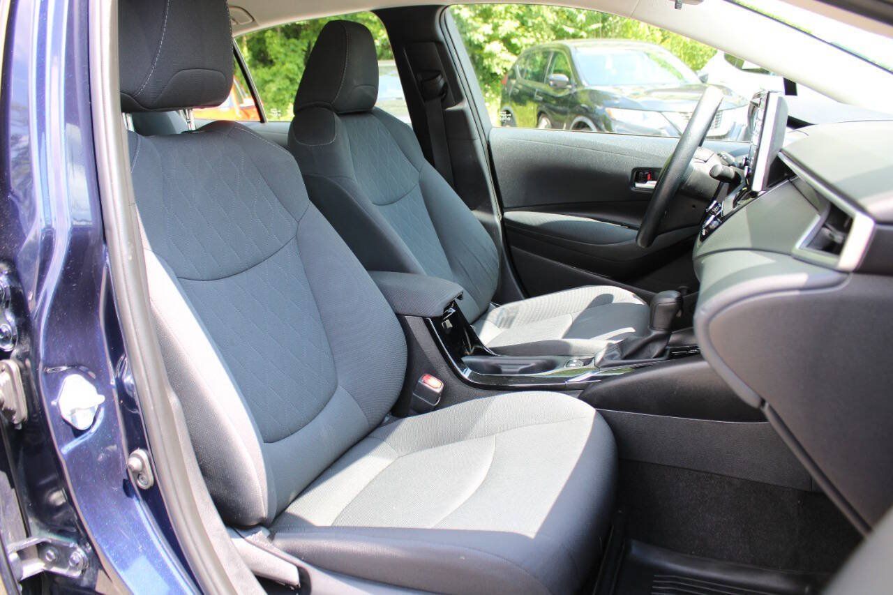 Used 2021 Toyota Corolla LE FWD image 26