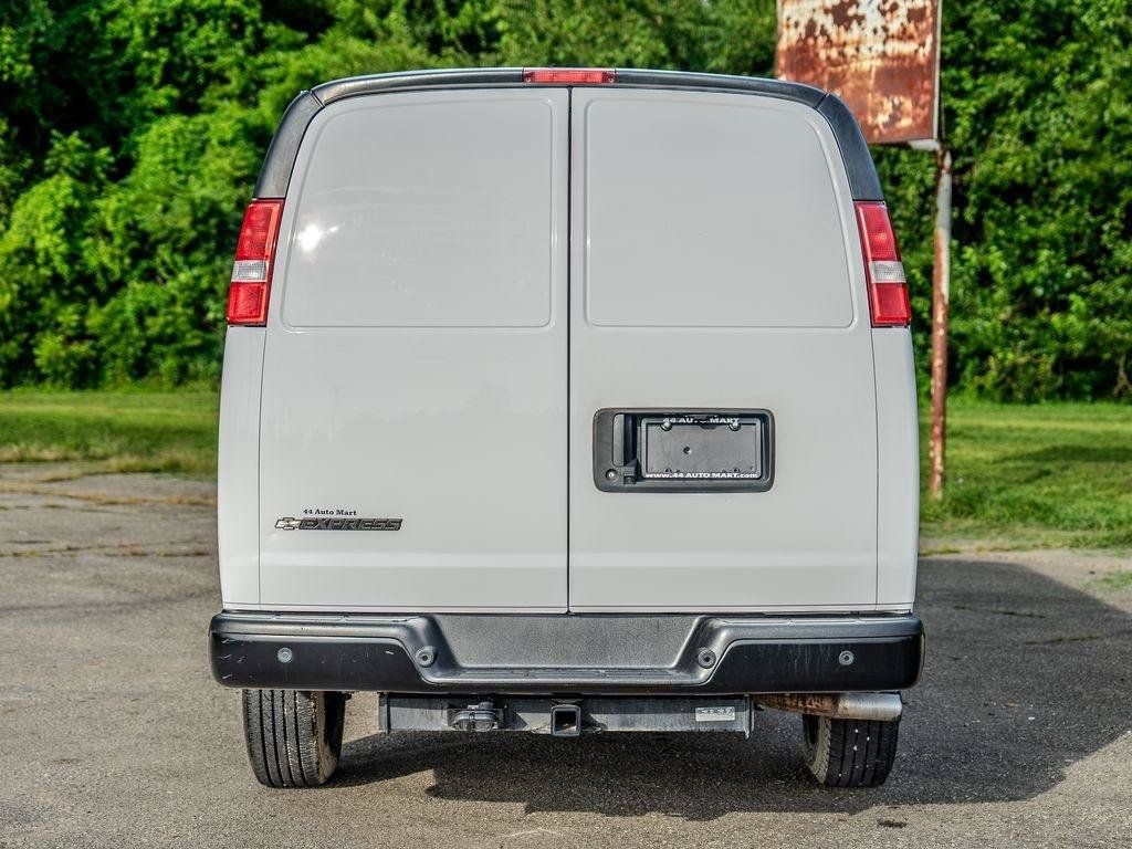 Used 2023 Chevrolet Express 3500 Extended w/ Driver Convenience Package RWD image 7
