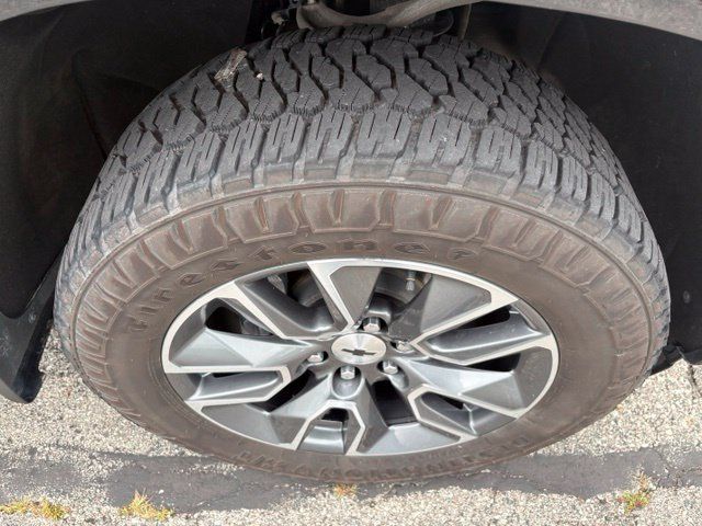 Used 2024 Chevrolet Silverado 1500 RST w/ Convenience Package II AWD/4WD image 20